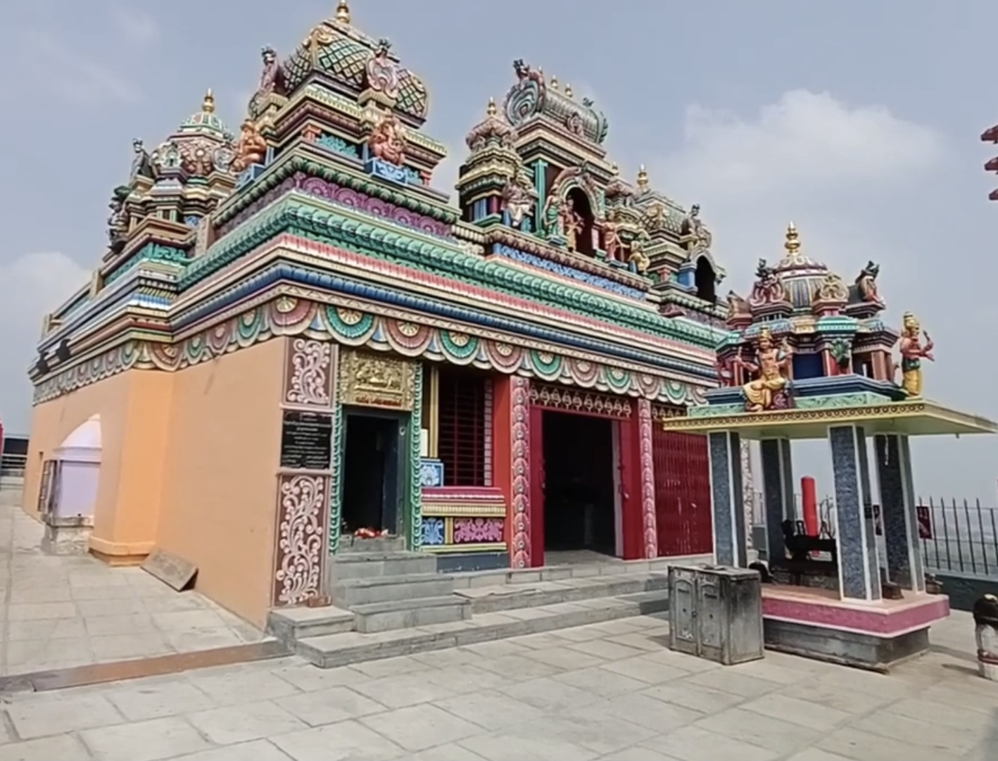 Arulmigu Thiru Pugazhi Malai Murugan Kovil